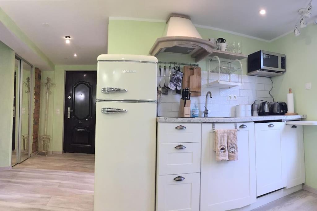 Prime 2Br/Ba Apt Next To Main Station & Olympic Center Liepāja Exteriör bild