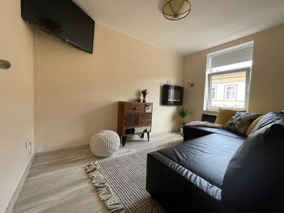 Prime 2Br/Ba Apt Next To Main Station & Olympic Center Liepāja Exteriör bild